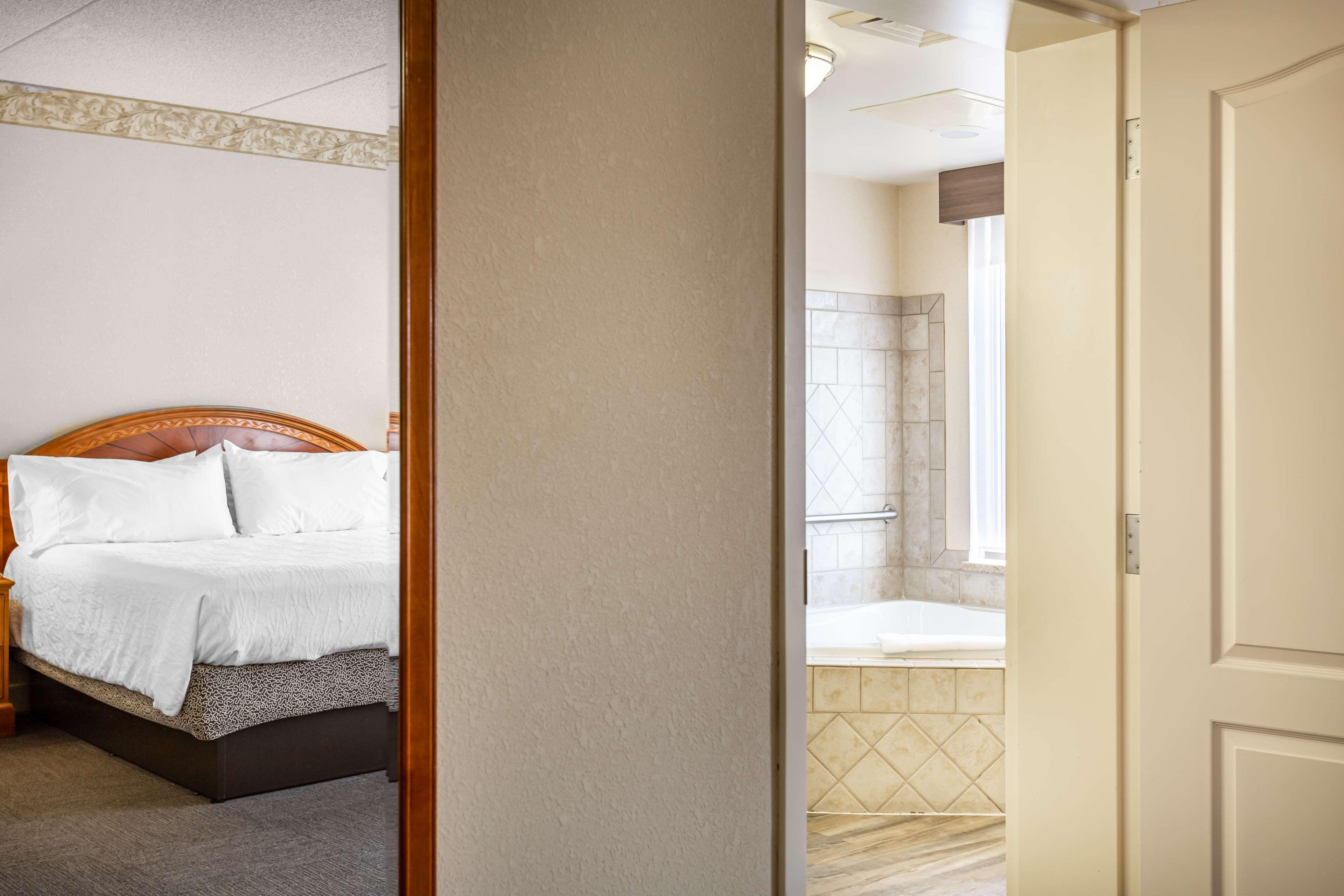 Hilton Garden Inn Wooster Ngoại thất bức ảnh