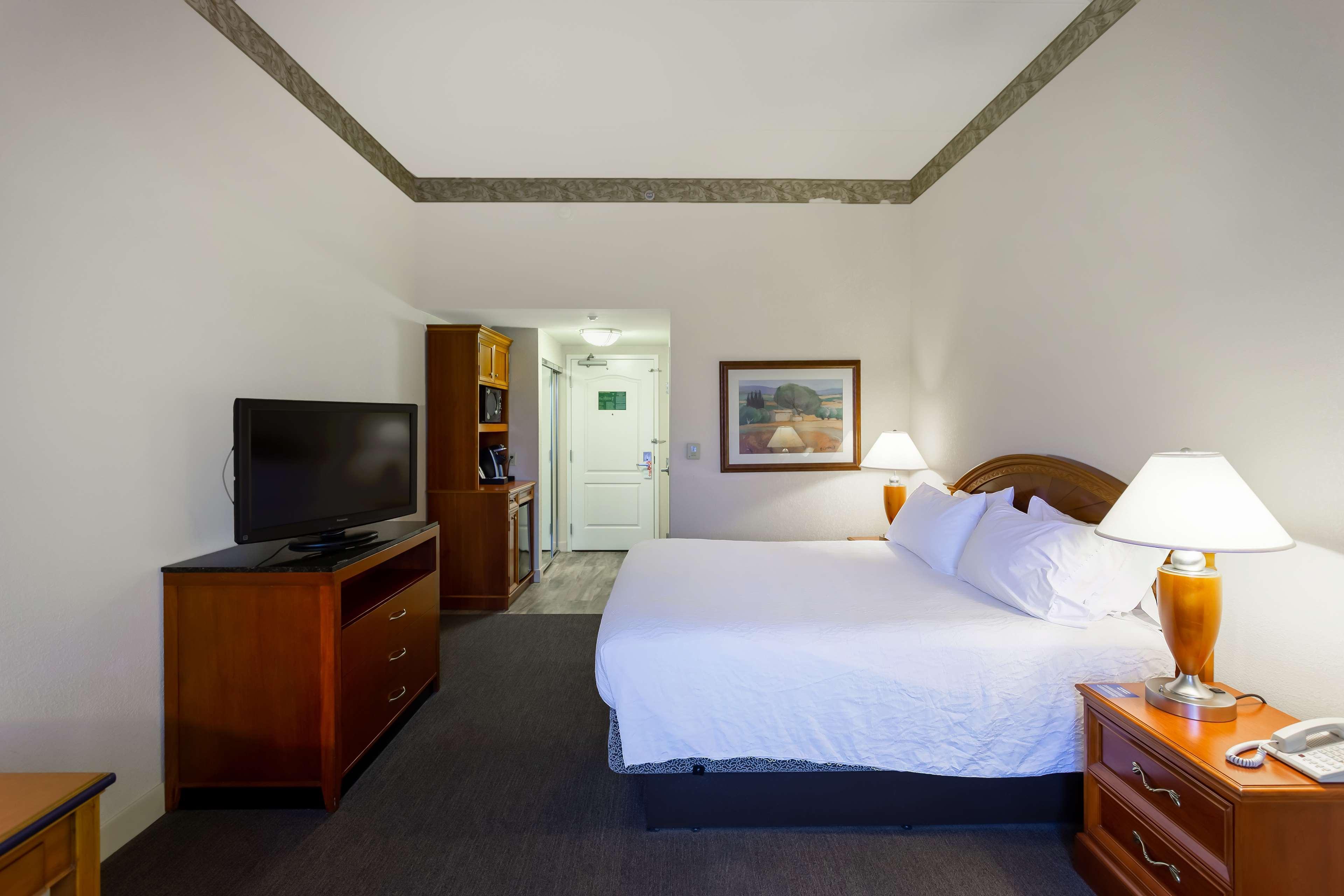 Hilton Garden Inn Wooster Ngoại thất bức ảnh