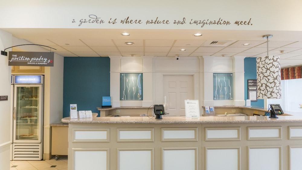 Hilton Garden Inn Wooster Ngoại thất bức ảnh