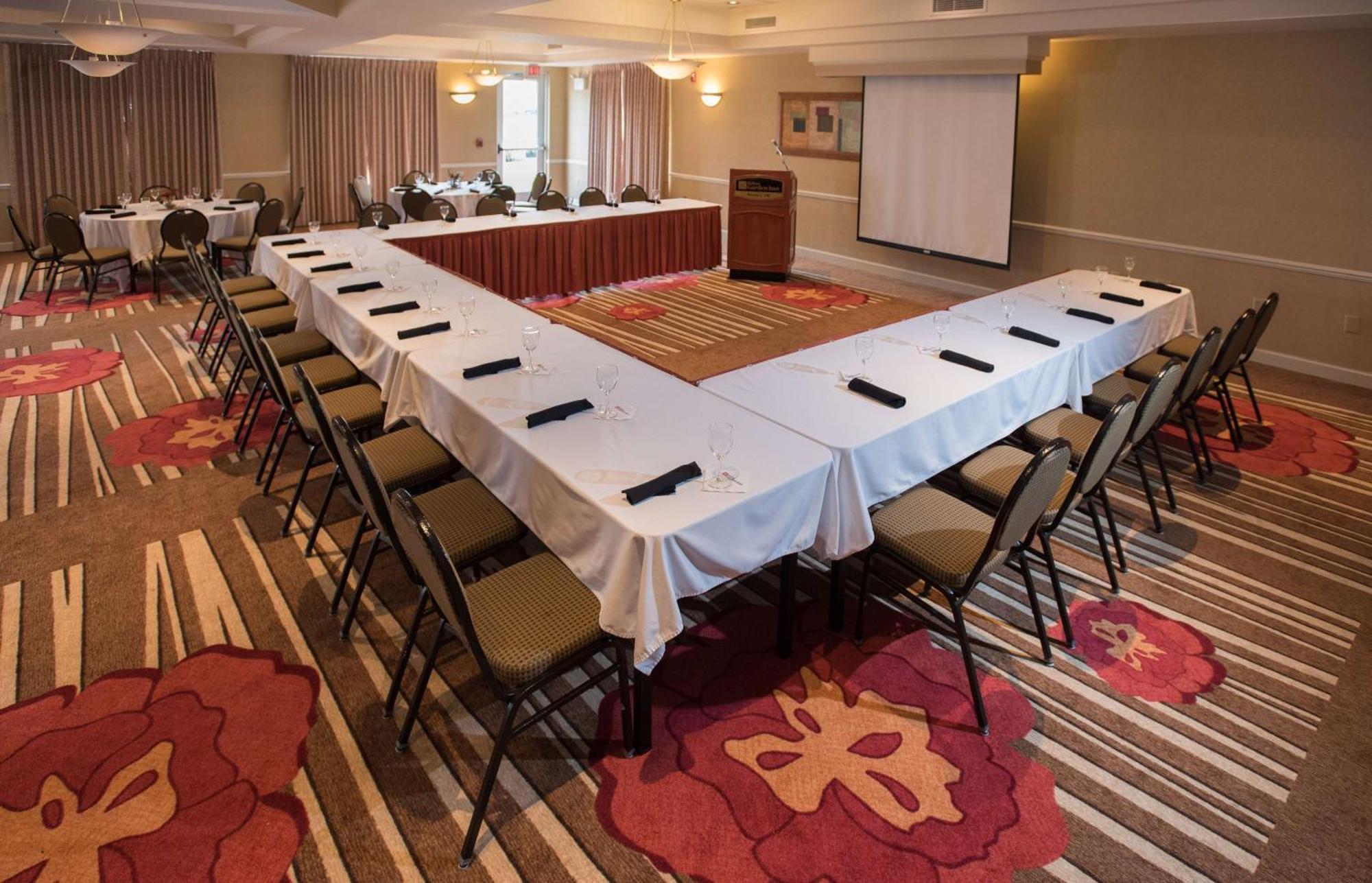 Hilton Garden Inn Wooster Ngoại thất bức ảnh